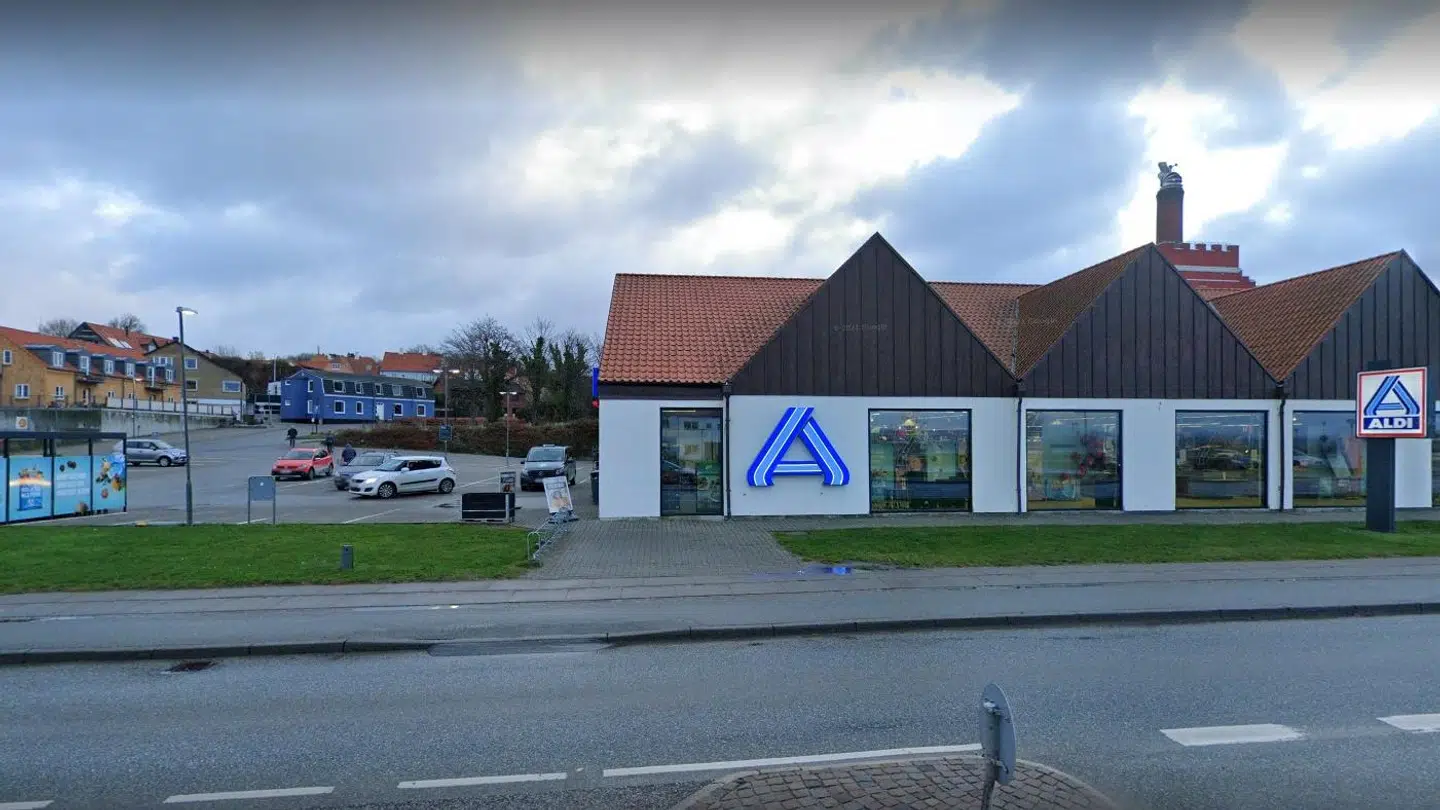 Situationen eskalerede på parkeringspladsen ved Aldi.