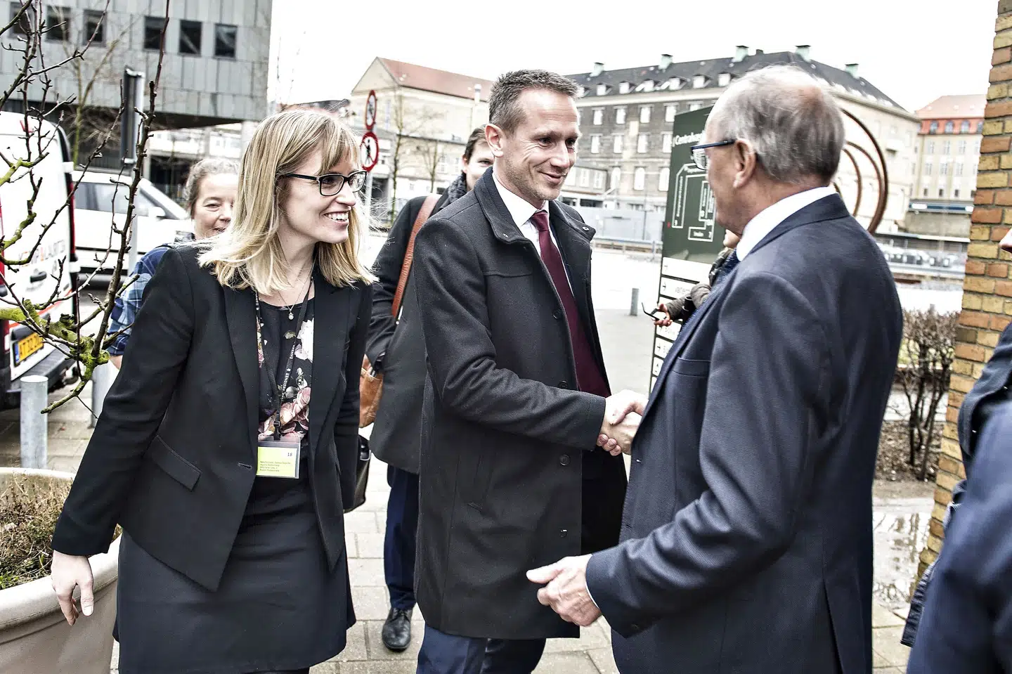 Stephanie Lose, der er i dag er regionsrådsformand i Region Syddanmark og næstformand i Venstre, og Kristian Jensen, der er tidligere udenrigsminister og en af Lose forgængere som næstformand i Venstre, peger begge på Uffe Ellemann-Jensen som en figur, der har formet deres generationer i Venstre. Henning Bagger/Ritzau Scanpix