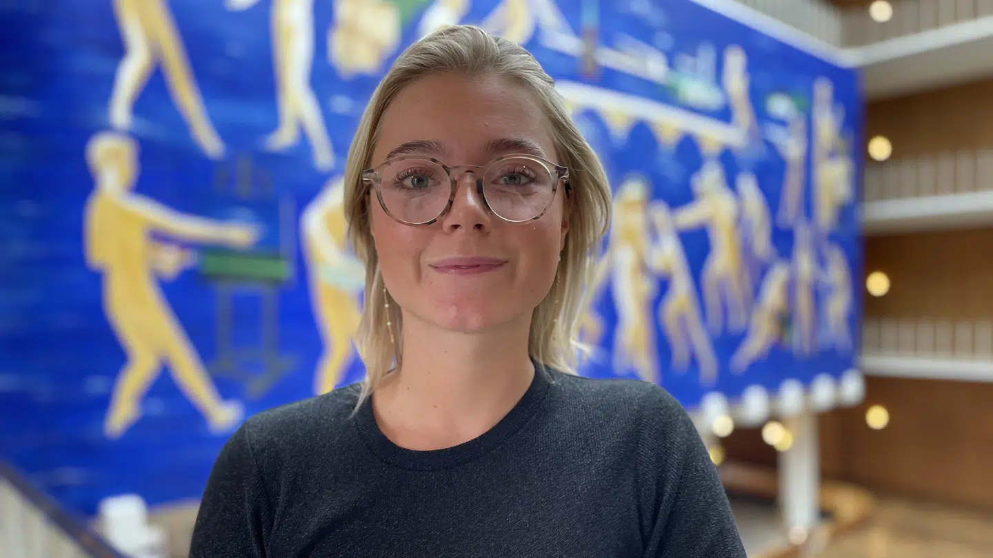 Mathilde Hjort Bressum (V) læser en kandidat i statskundskab på Aarhus Universitet sideløbende med sit arbejde som byrådsmedlem i Aarhus Kommune.