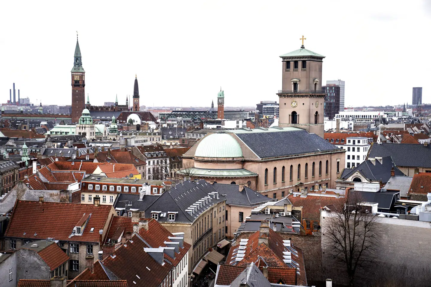 København er den tiende dyreste storby at leve i, viser ny undersøgelse. Pladsen deler København med Sydney.