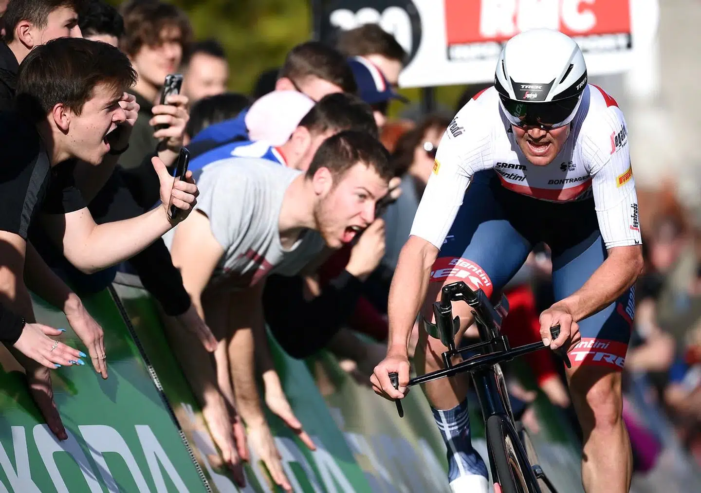 Trek-Segafredo's Danish rider Mads Pedersen competes during the 4th stage of the 80th edition of the Paris - Nice cycling race, 13, 4 km time trial stage between Domerat and Montlucon, on March 9, 2022. (Photo by FRANCK FIFE / AFP)