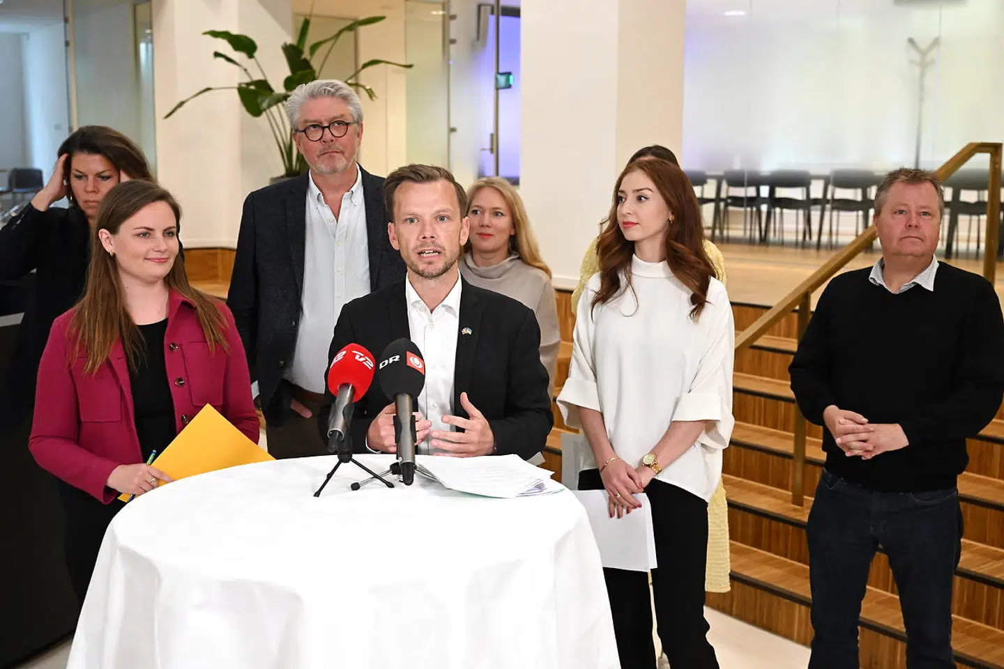 Ny kontanthjælpsaftale præsenteres på doorstep i Beskæftigelsesministeriet i København, tirsdag den 14. juni 2022.