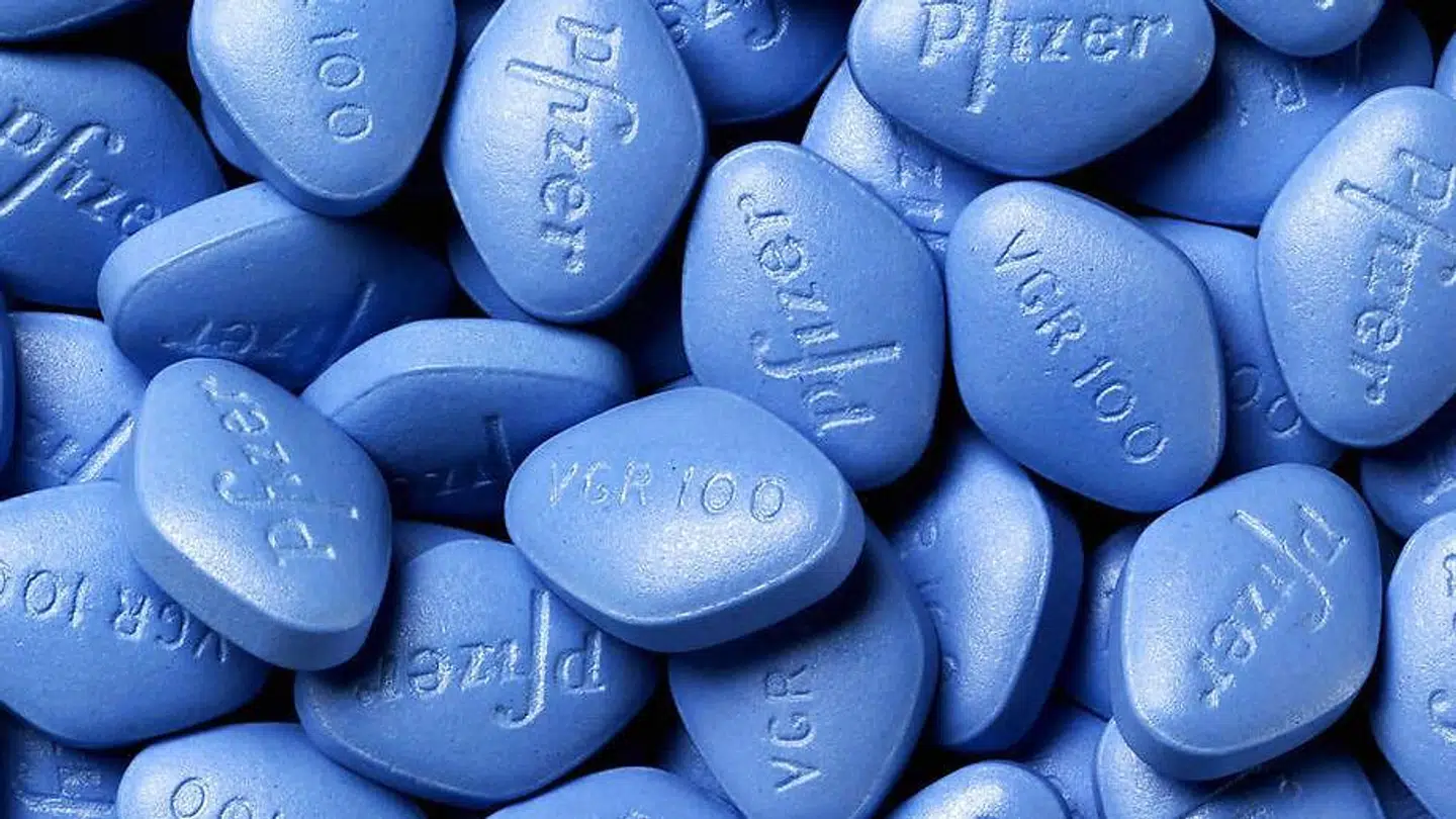 En togpassager blev sidste år stoppet ved den danske grænse med 12.000 viagra-piller. Arkivfoto.