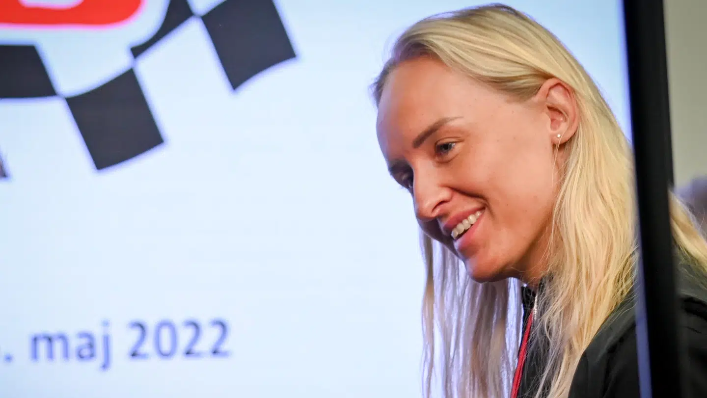 Michelle Gatting mener, at både det internationale og det danske motorsportsforbund skal skubbe unge piger i den rigtige retning, så kvinder kan blive bedre repræsenteret i motorsport i fremtiden.