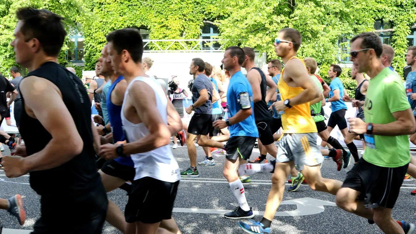 Der skal gøres plads til de mange tusind løbere på vejene.