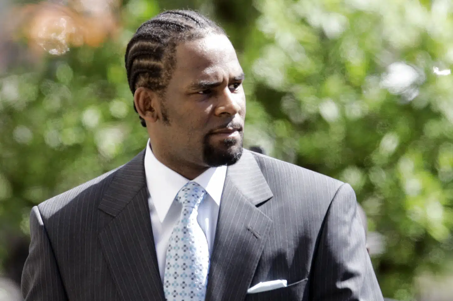 Sangeren R. Kelly bør holdes bag lås og slå, indtil han er langt oppe i 70'erne, mener anklagemyndigheden. (Arkivfoto). M. Spencer Green/Ritzau Scanpix