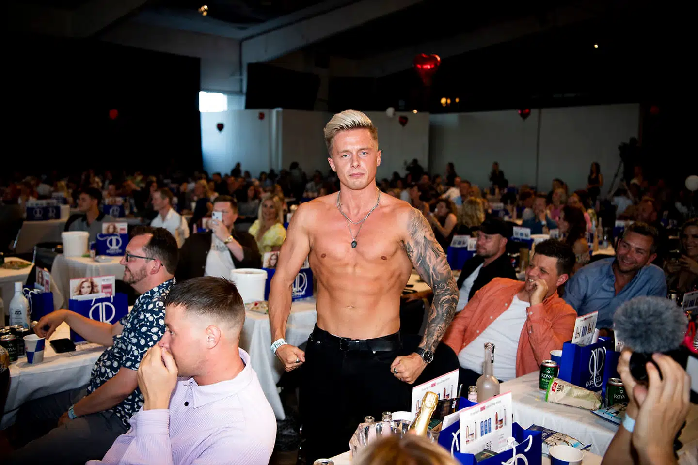 Teitur Skoubo til 'Reality Awards' i 2022 - året efter at han blev bortvist fra selvsamme show efter vold mod vagterne.