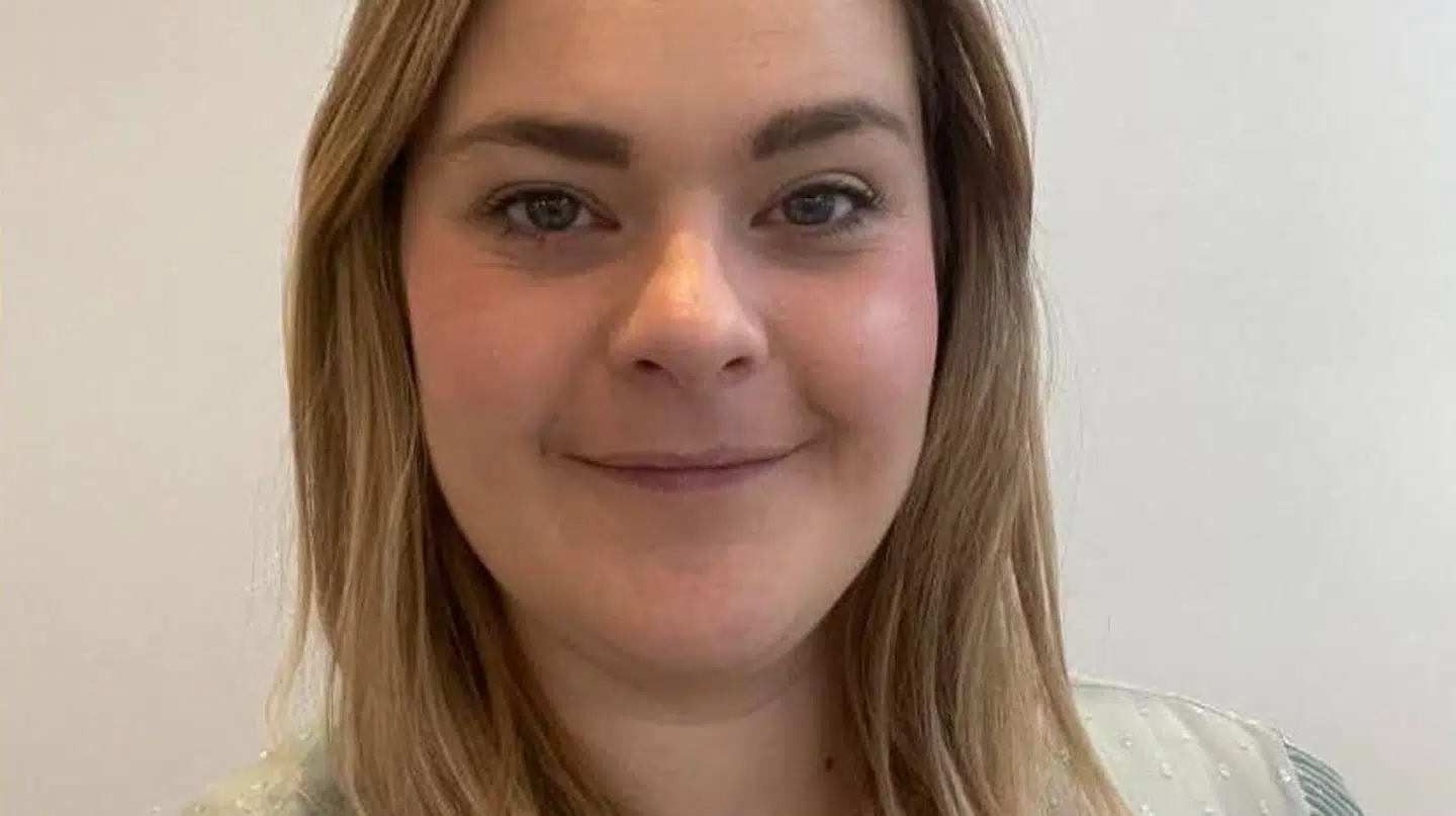 Hverken Alexandra eller hendes kæreste har modtaget et valgkort.