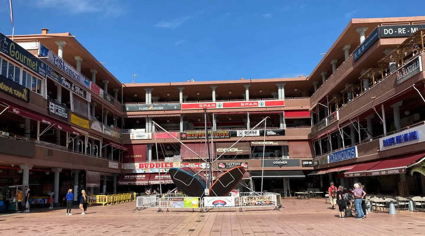 Yumbo Centret i Gran Canaria, hvor der især festes løs under den årlige pride.