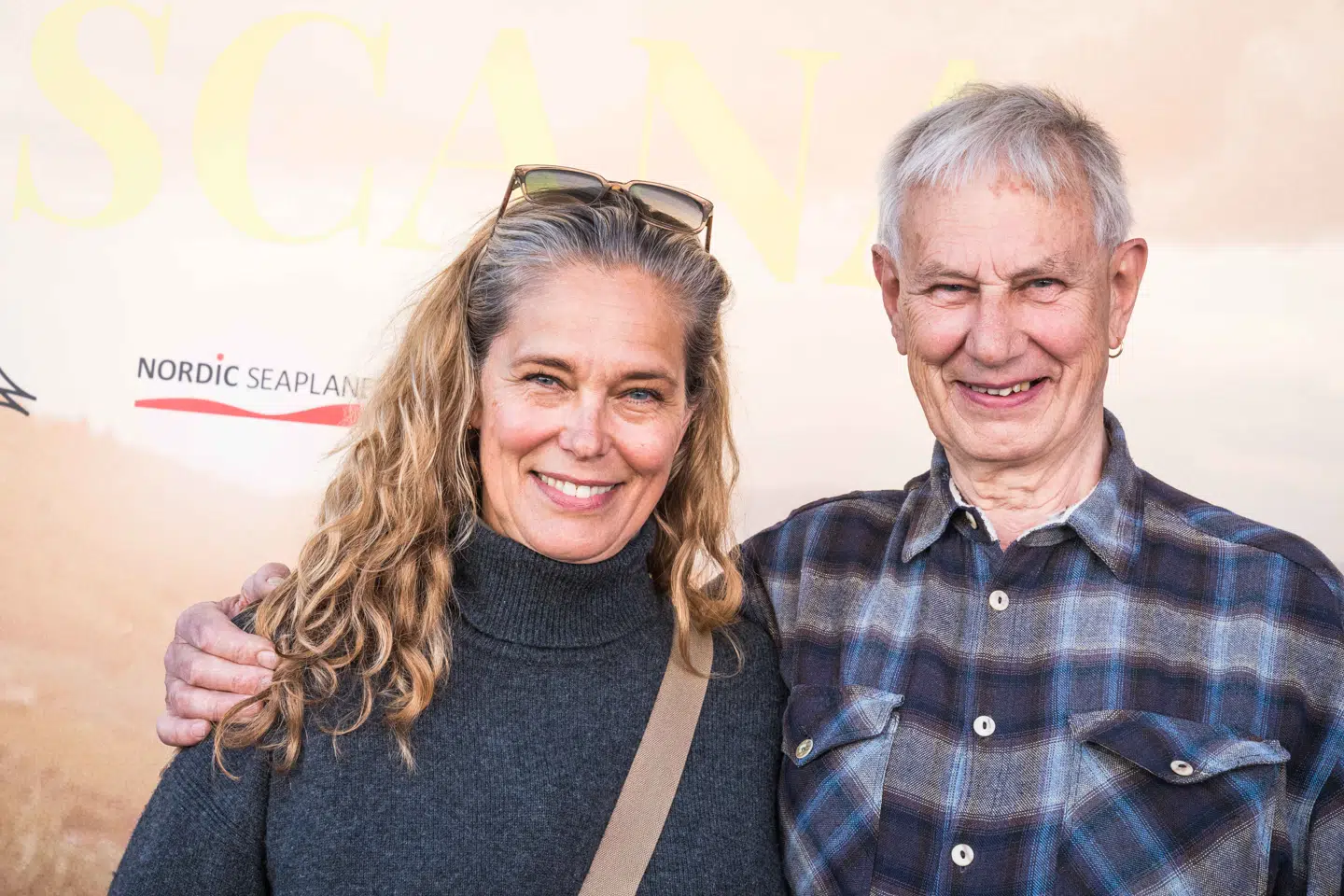 Renée Toft Simonsen havde sin far med til premieren på Mehdi Avazs nye film 'Toscana', da der onsdag var gallapremiere på den hos Nordisk Film Biograf på Trøjborg. Da hun for omkring en uge siden kunne fejre sin 57 års fødselsdag, fortalte hun, at han har prostata kræft, som har spredt sig til knoglerne. Byrd / Rasmus Laurvig