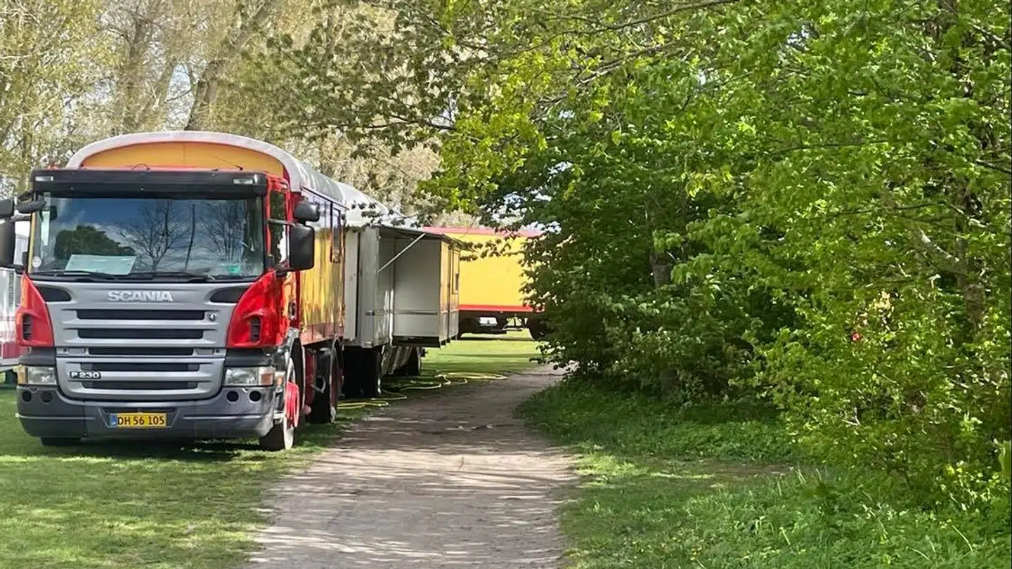Det er skurvognen her, som har haft problemer med at komme af med sine efterladenskaber på en ordentlig måde.
