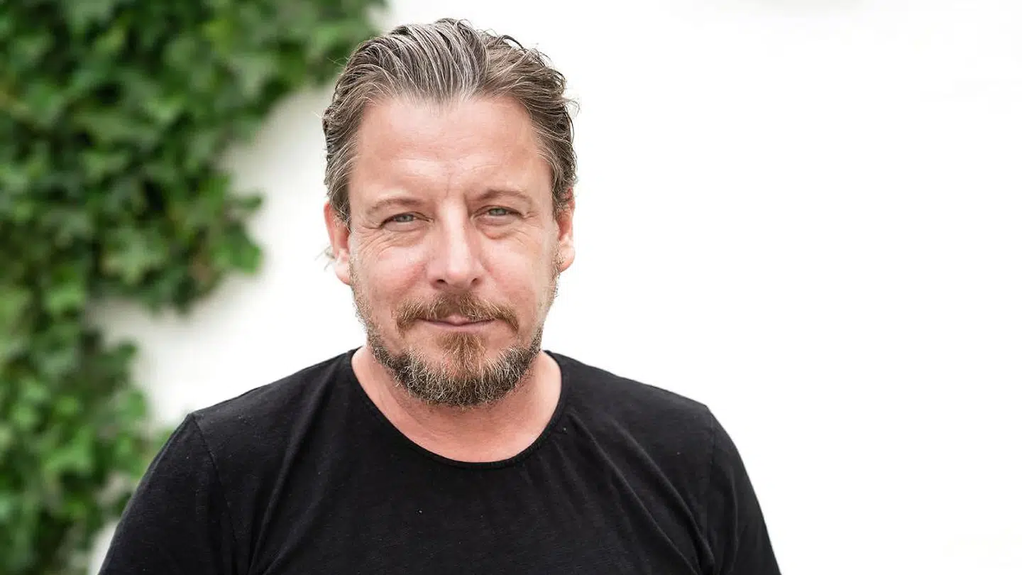 Anders W. Berthelsen.