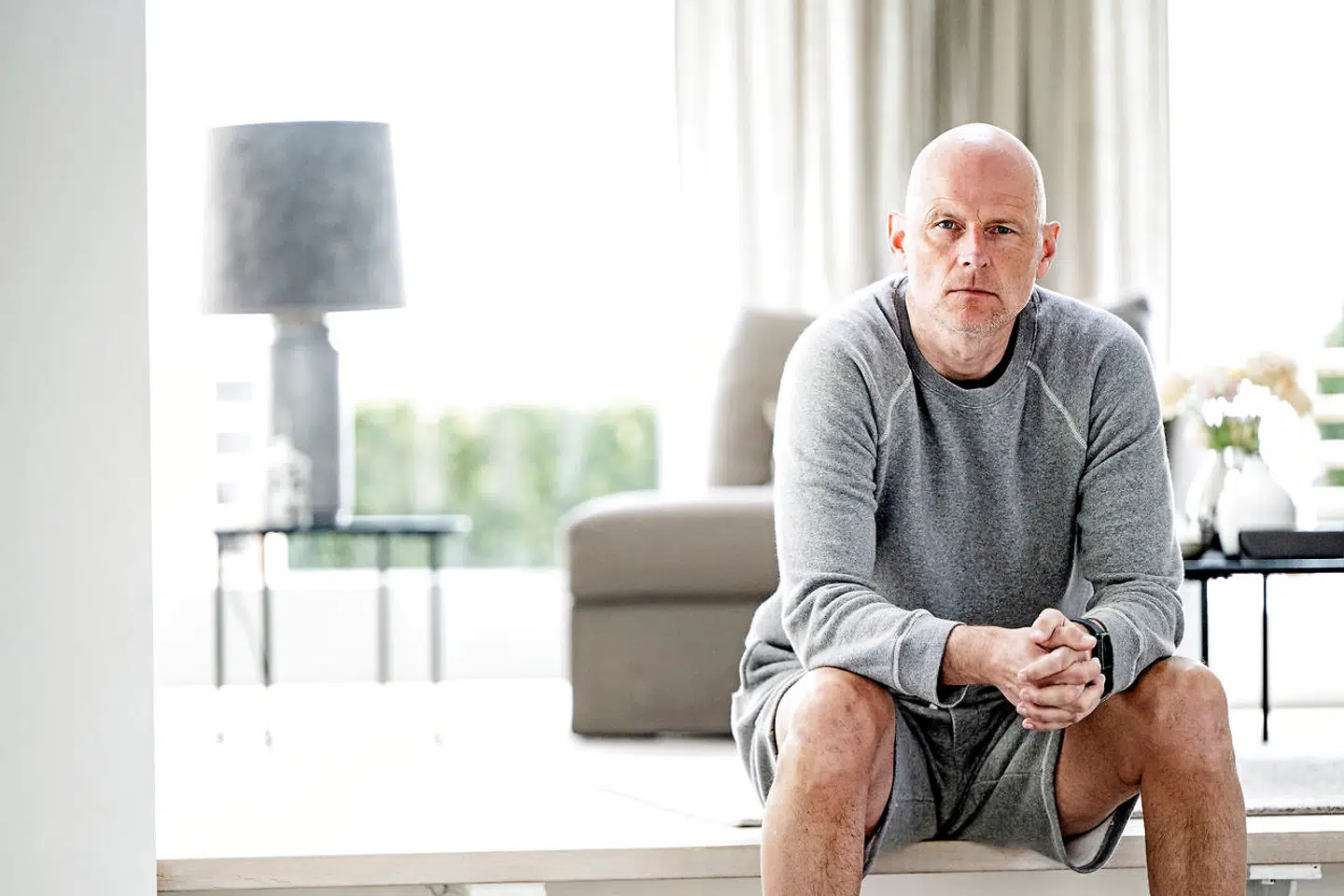 B.T. er på besøg hjemme i privaten i Charlottenlund, hvor Ståle Solbakken bor sammen med hustruen, Anniken, og datteren, Ida. Derudover har han to voksne sønner, som bor i Norge.