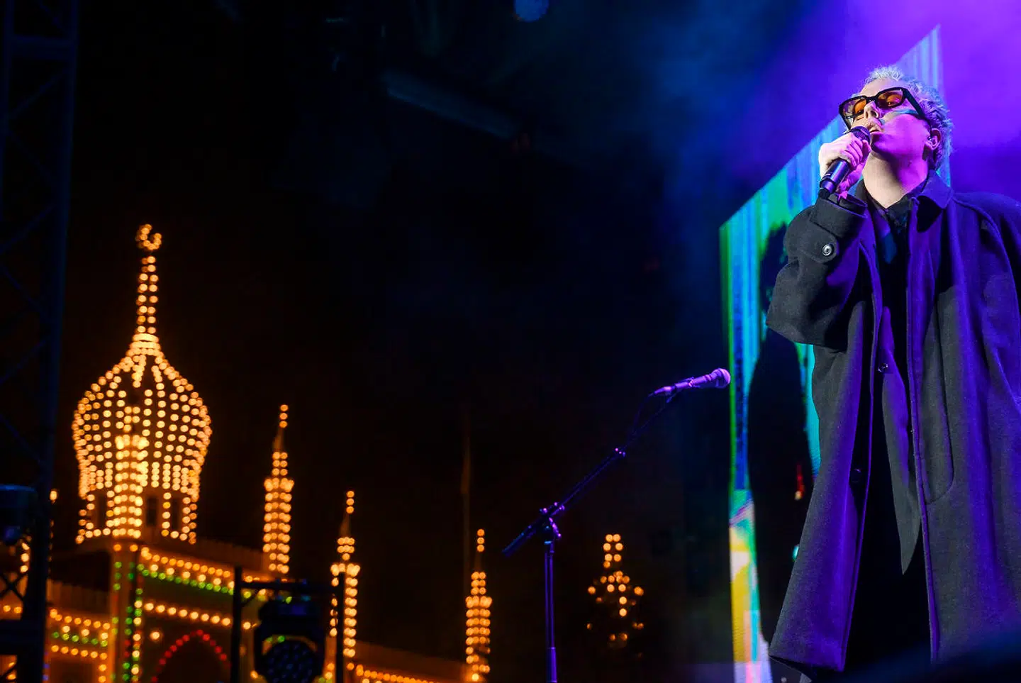 Danske Andreas Odbjerg på plænen i Tivoli under Fredagsrock den 22. april 2022. Fredagsrock i Tivoli har 25-års jubilæum i 2022 og i den anledning er antallet af koncerter sat op til 25.