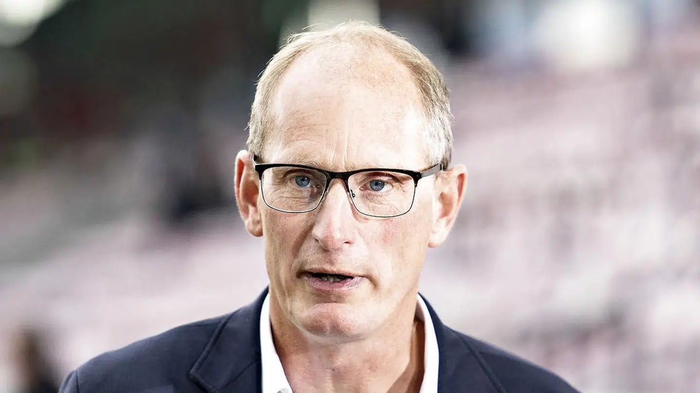 Svend Graversen, sportschef FCM, fortæller at det er vigtigt for hele 'det brasilianske projekt' i FCM at de får solgt Evander.