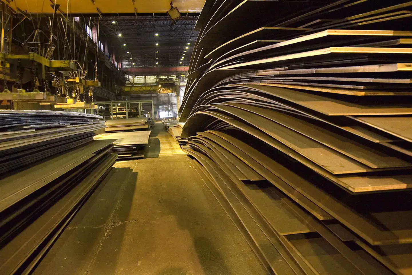 Stålvalseværket NLMK Dansteel i Frederiksværk er en del af en koncern ejet af stålmagnaten Vladimir Lisin - én af Ruslands rigeste.