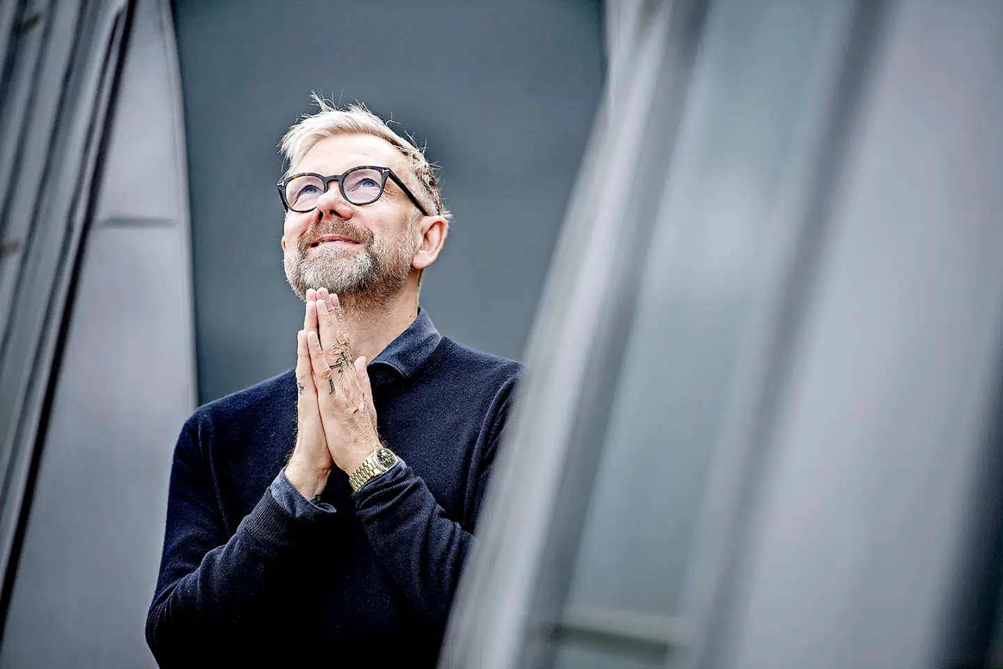 Siden sin første bøn har Casper Christensen brugt bøn flittigt, når han føler, at han har brug for hjælp eller støtte.