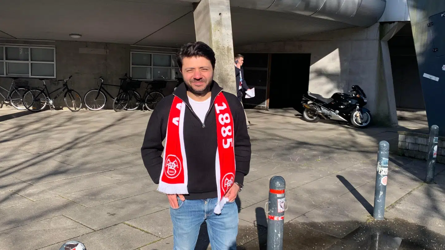 Siden Jes Høgh spillede i Fenerbache har tyrkiske Burak Karamete fulgt AaB. Foto: Simon Brix Frederiksen.