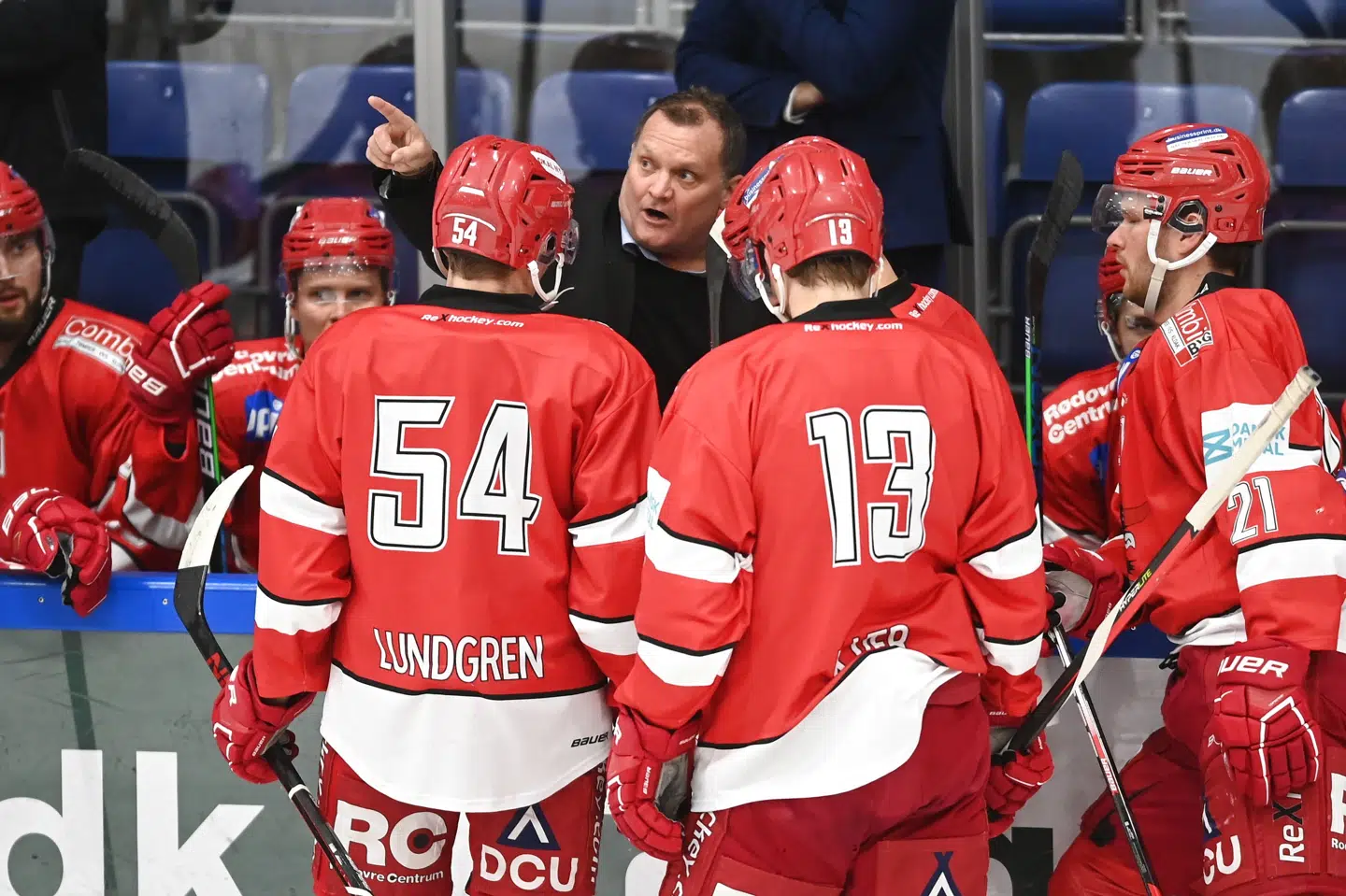 Med kun ni klubber i den bedste række skal kun én klub sorteres fra inden slutspillet. I denne sæson var det Rødovre Mighty Bulls, der trak sorteper. Thomas Sjørup/Ritzau Scanpix