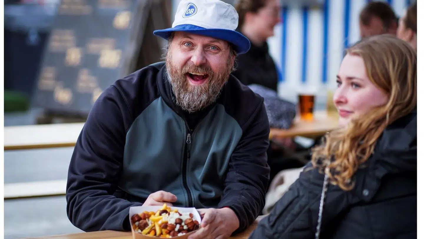 Søndag var pølsemixen til stor glæde for de fremmødte fans tilbage på Stadion i Odense. Foto: Kent Koll rasmussen/Byrd.