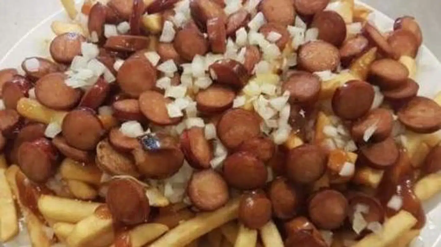 Søndag solgte grillbaren Banjo's pølsemix på Stadion i Odense efter mange år, hvor odenseanerne har måtte undvære den. Men om pølsemix er på menuen igen til næste hjemmebanekamp ligger endnu hen i det uvisse. Arkivfoto.