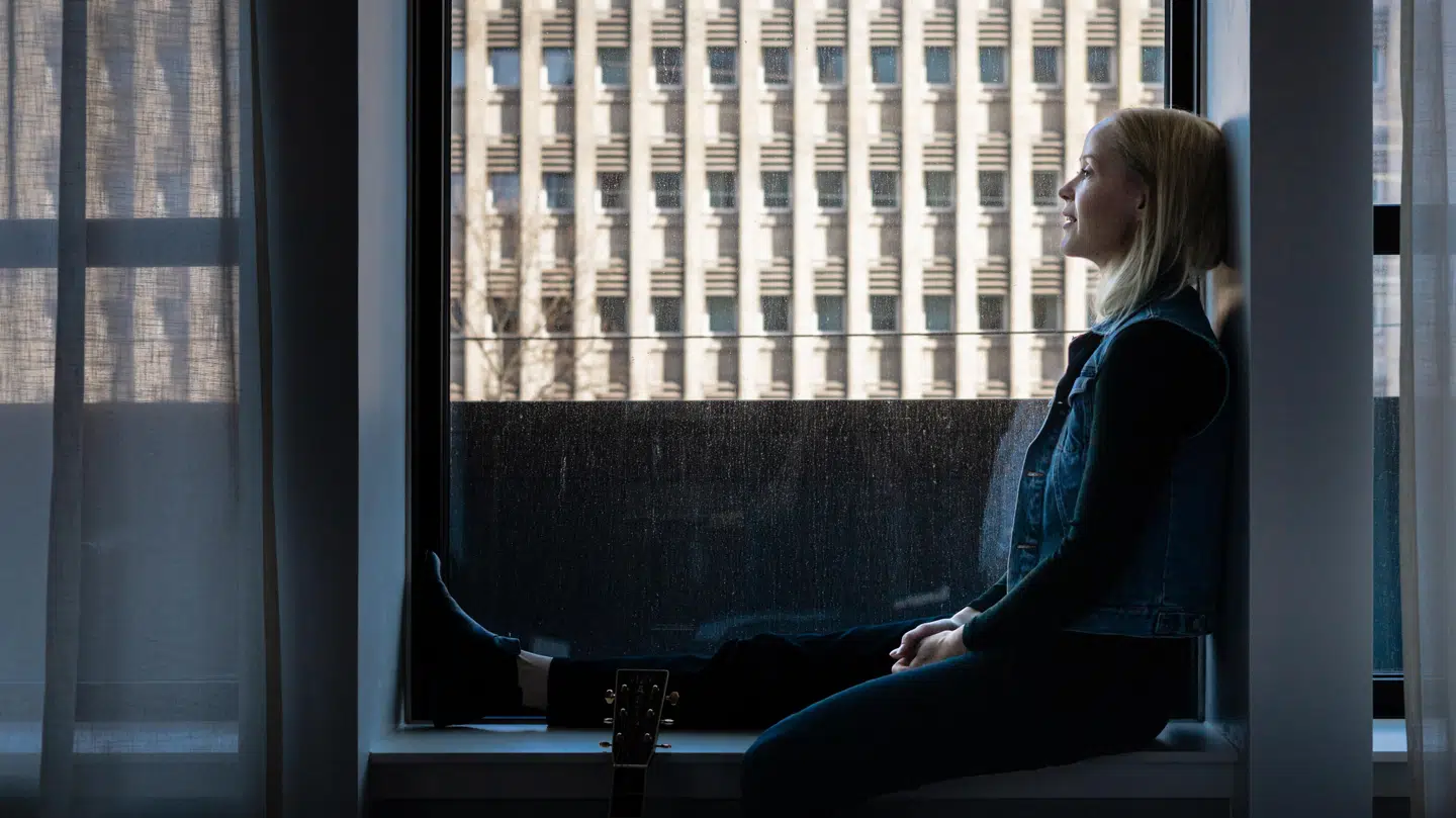 Tina Dickow begyndte at skrive sine egne sange allerede som tiårig. Dengang var det primært protestsange om for eksempel hungersnød i verden, men med tiden blev teksterne mere dagbogsagtige med inspiration fra sit eget liv.