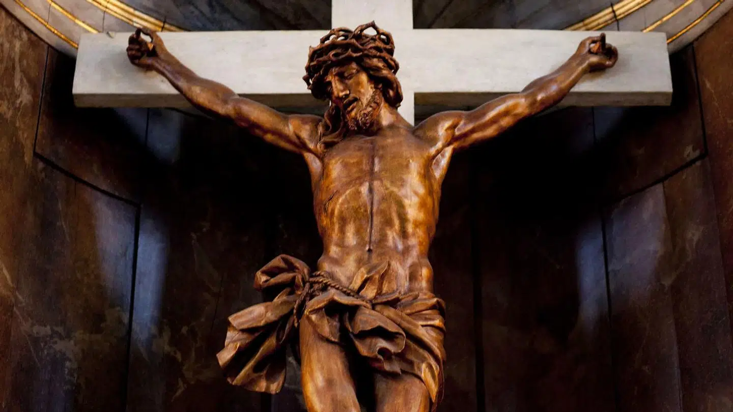 Jesus ville sikkert korse sig, hvis han vidste, hvad der foregår i Kastrup Kirke. Arkivfoto.