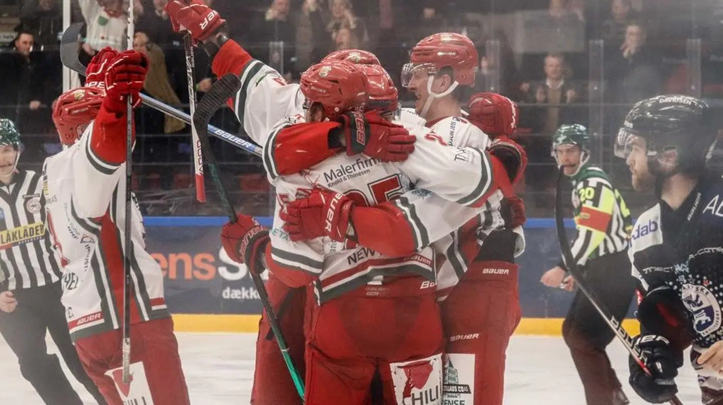 Odense-jubel over udsigten til en semifinale.