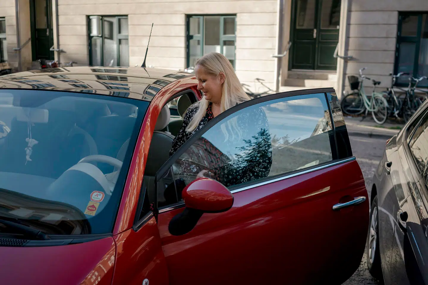 Signe Christophersen Kamp om pladserne får priserne på himmelflugt – koster op mod en ...