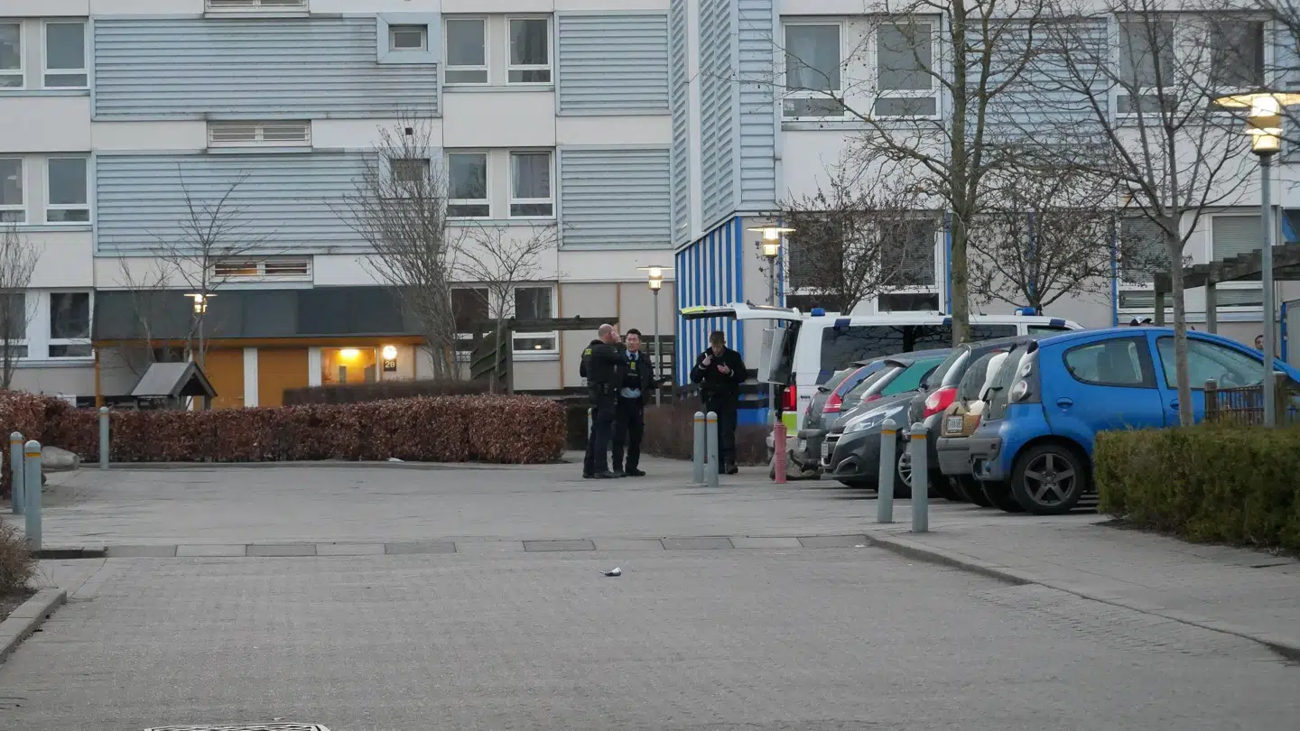 Sådan så det ud torsdag aften, da politiet rykkede ud til Axelborg. Foto: Presse-fotos.dk