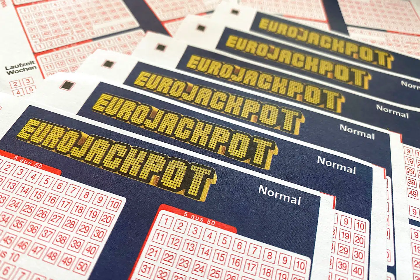 Sådan ser kuponerne ud, hvis du vil spille Eurojackpot i kiosken.