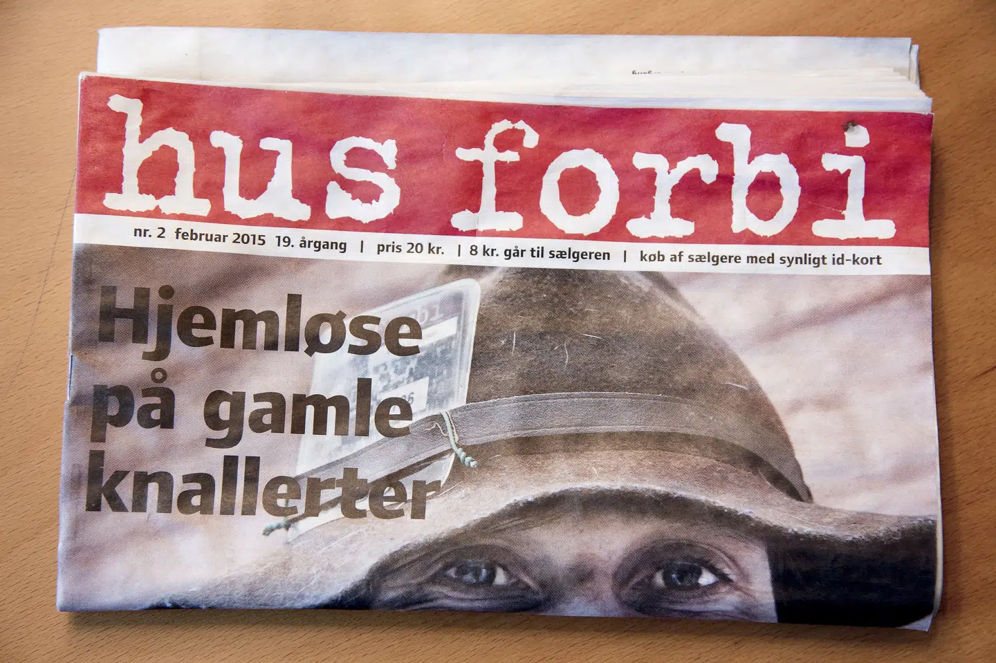 Sælgere af bladet Hus Forbi er fredet af politiet, hvorimod sælgere af et andet hjemløsemagasin er udlændinge og derimod sigtes. Det mener organisationen Kompasset Kirkens Korshær. (Arkivfoto). Linda Kastrup/Ritzau Scanpix