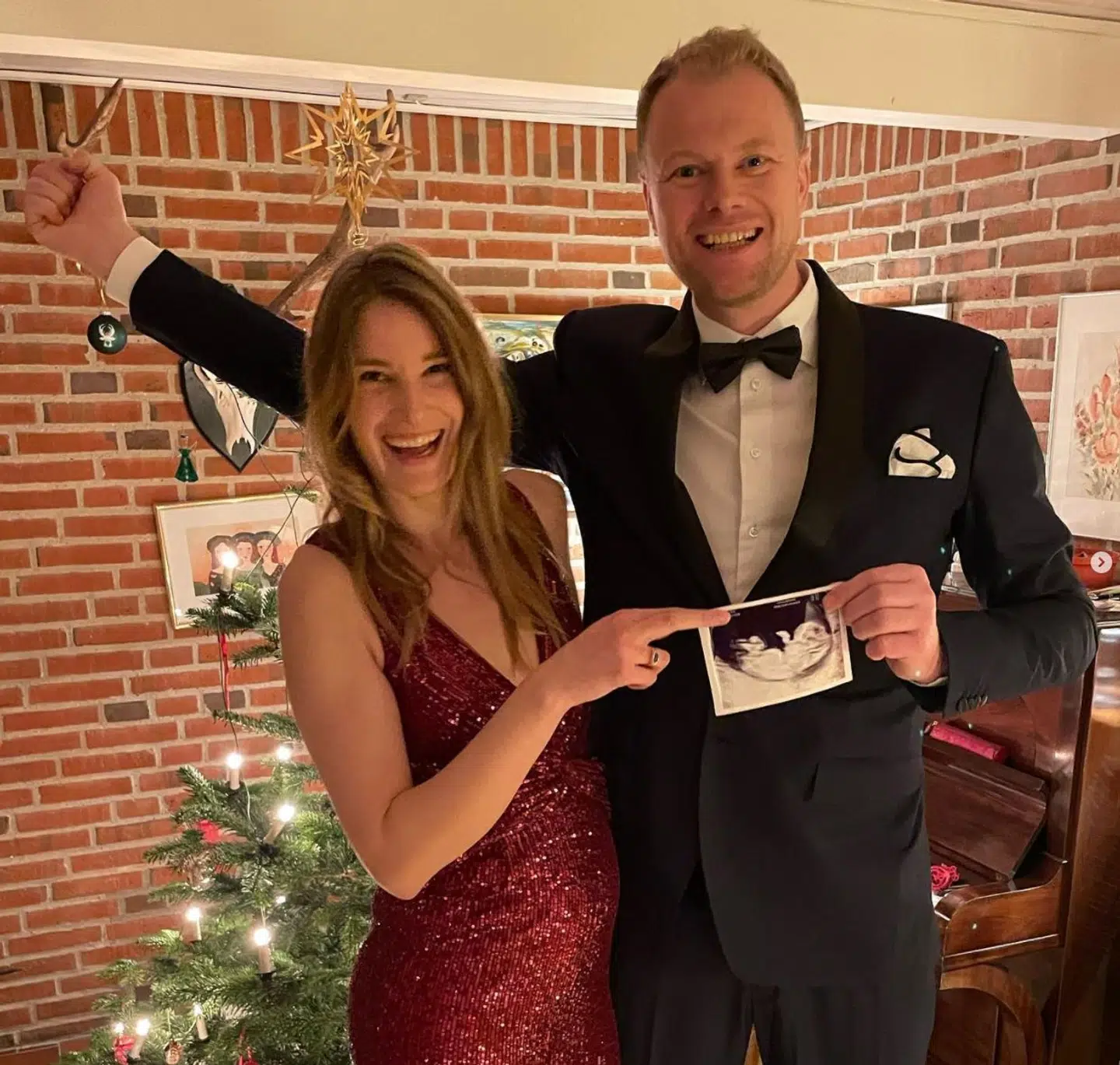 Ved juletid offentliggjorde Christian Degn og hans kæreste Trine, at der var familieforøgelse på vej. Blot et halvt år efter, at de havde mødt hinanden.