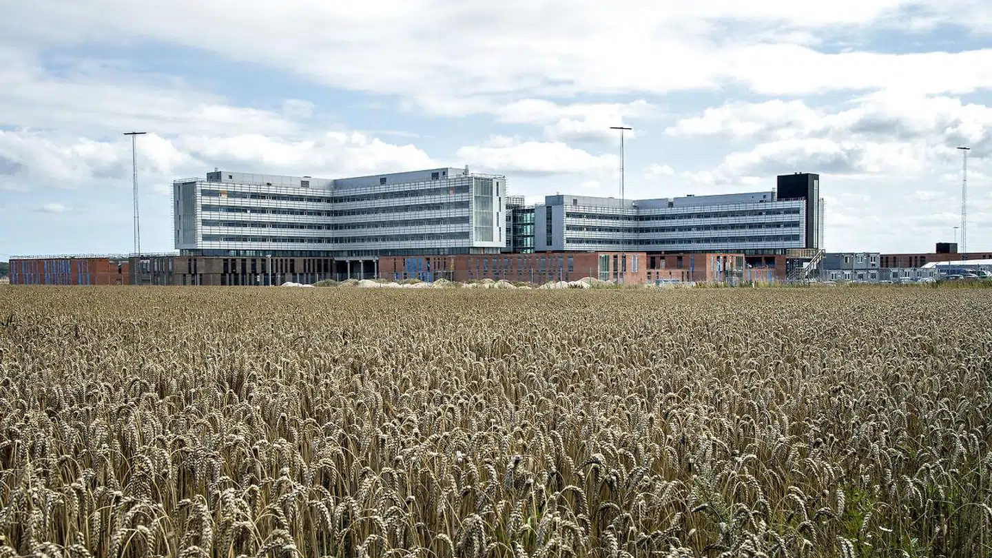 Færdiggørelsen af det nye supersygehus i Aalborg Øst er blevet udskudt flere gange.