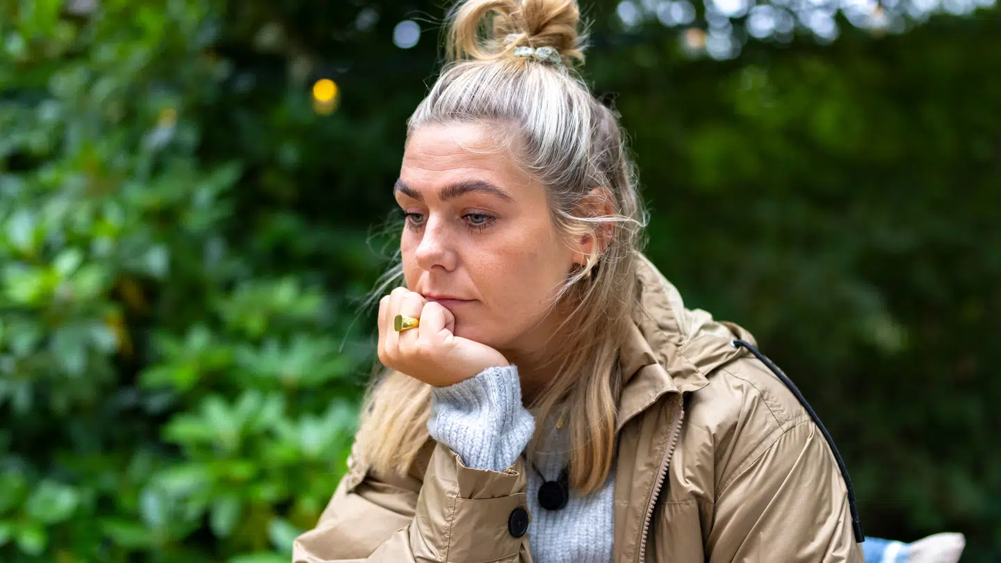 Nanna Elkjær har i dag cuttet kontakten fuldstændig med Morten Damstoft, som hun ellers forlod øen sammen med i håbet om, at der kunne opstår mere mellem dem. Foto: André Blinkilde/TV 2