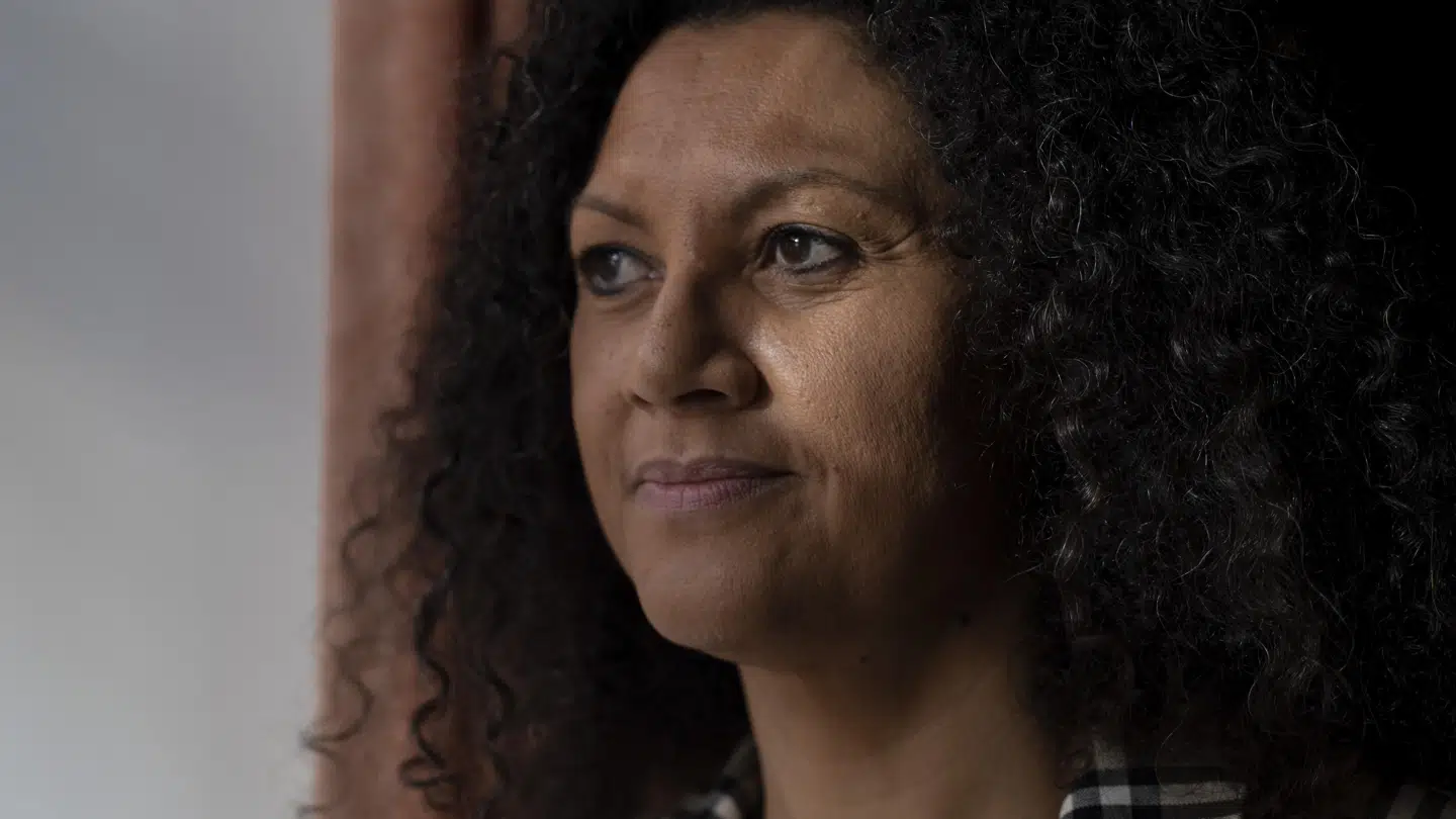 Florence McLean har arbejdet med sårbare børn og unge i PPR i Aarhus Kommune, fordi hun mener, det vigtigst at sætte så tidligt ind som muligt. Men hun synes, det har været hårdt at møde så mange tragiske skæbner.