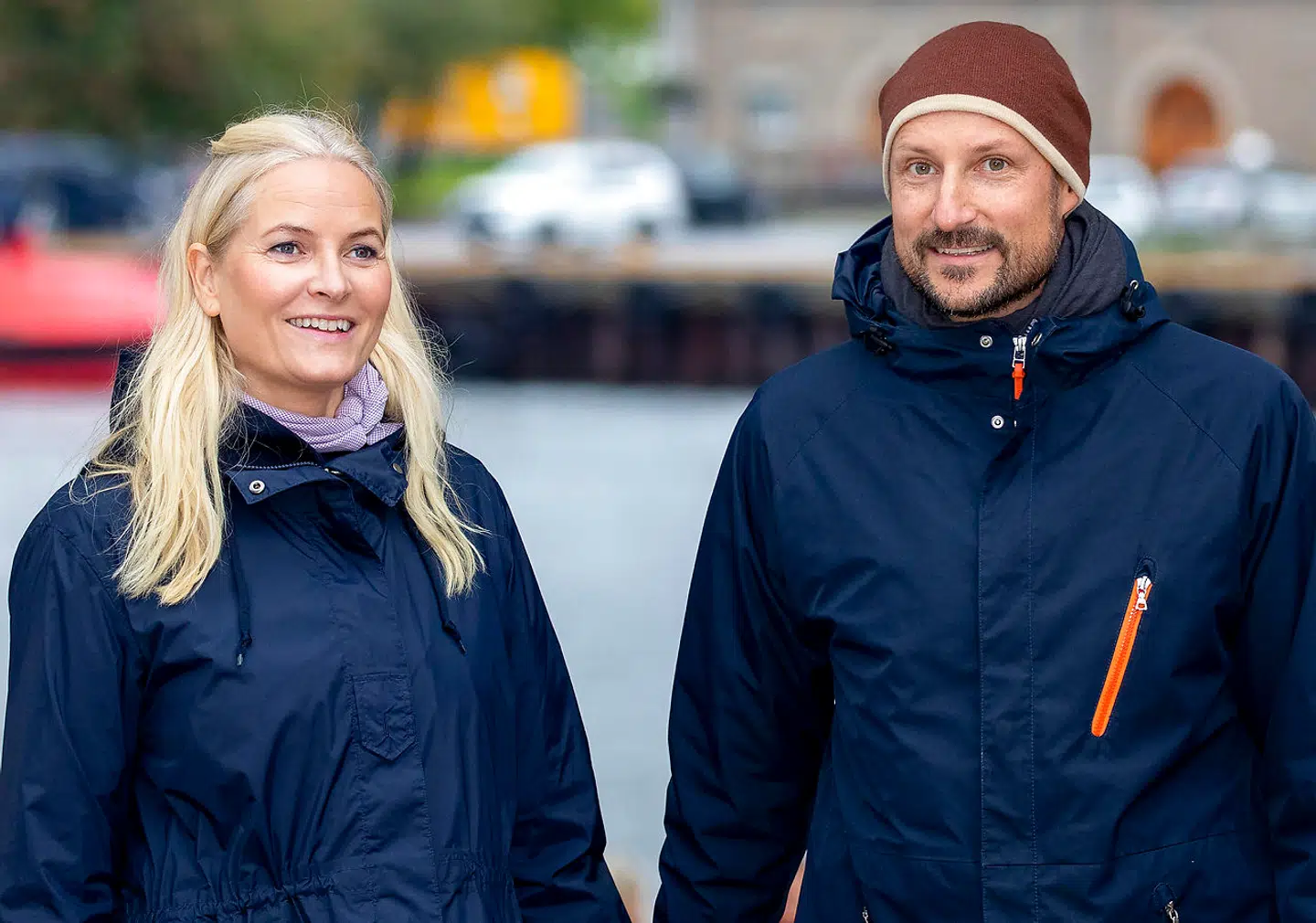 Her ses kronprinsesse Mette-Marit sammen med kronprins Haakon.