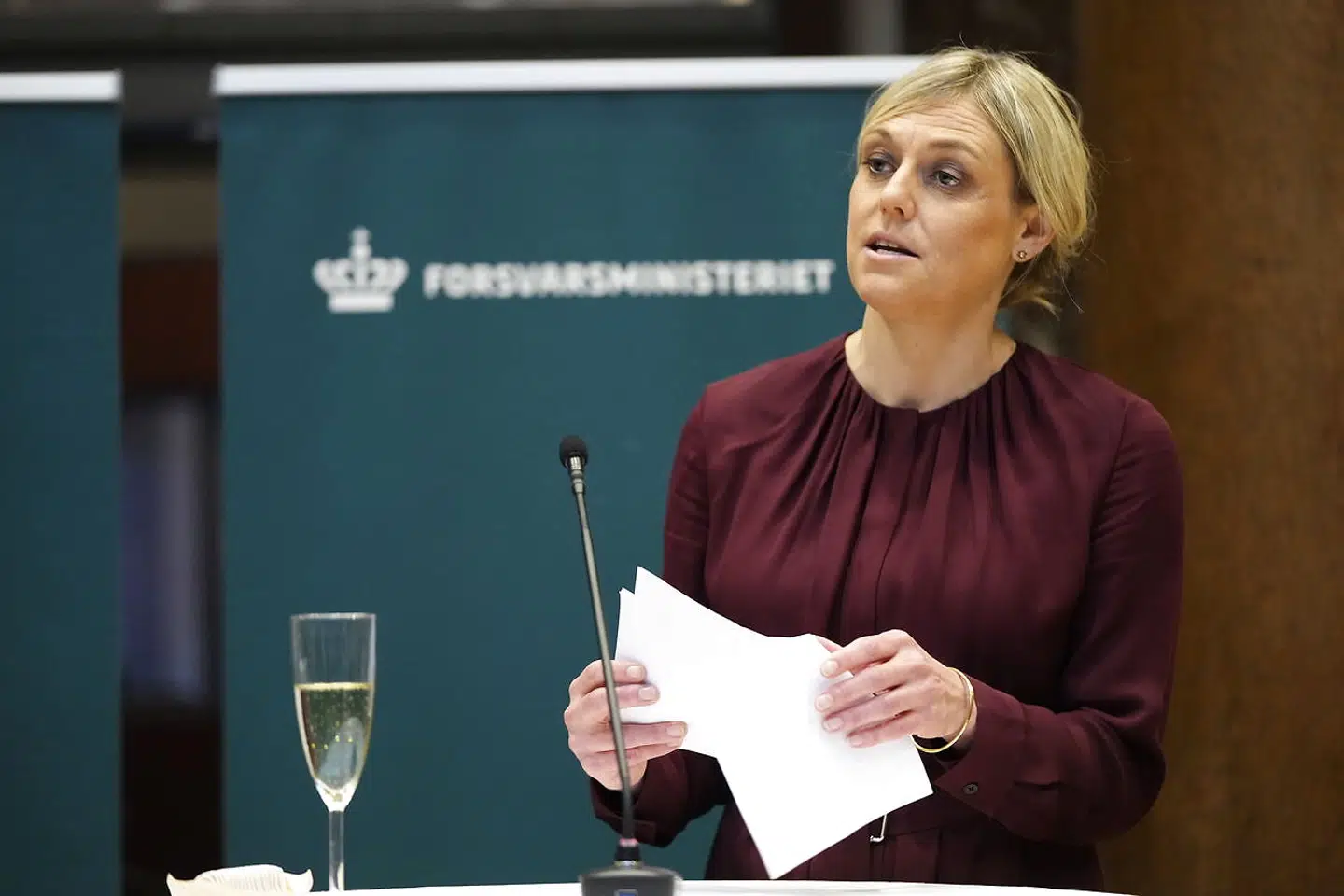 Trine Bramsen (S) overdrog den 8. februar 2022 Forsvarsministeriet til Morten Bødskov.