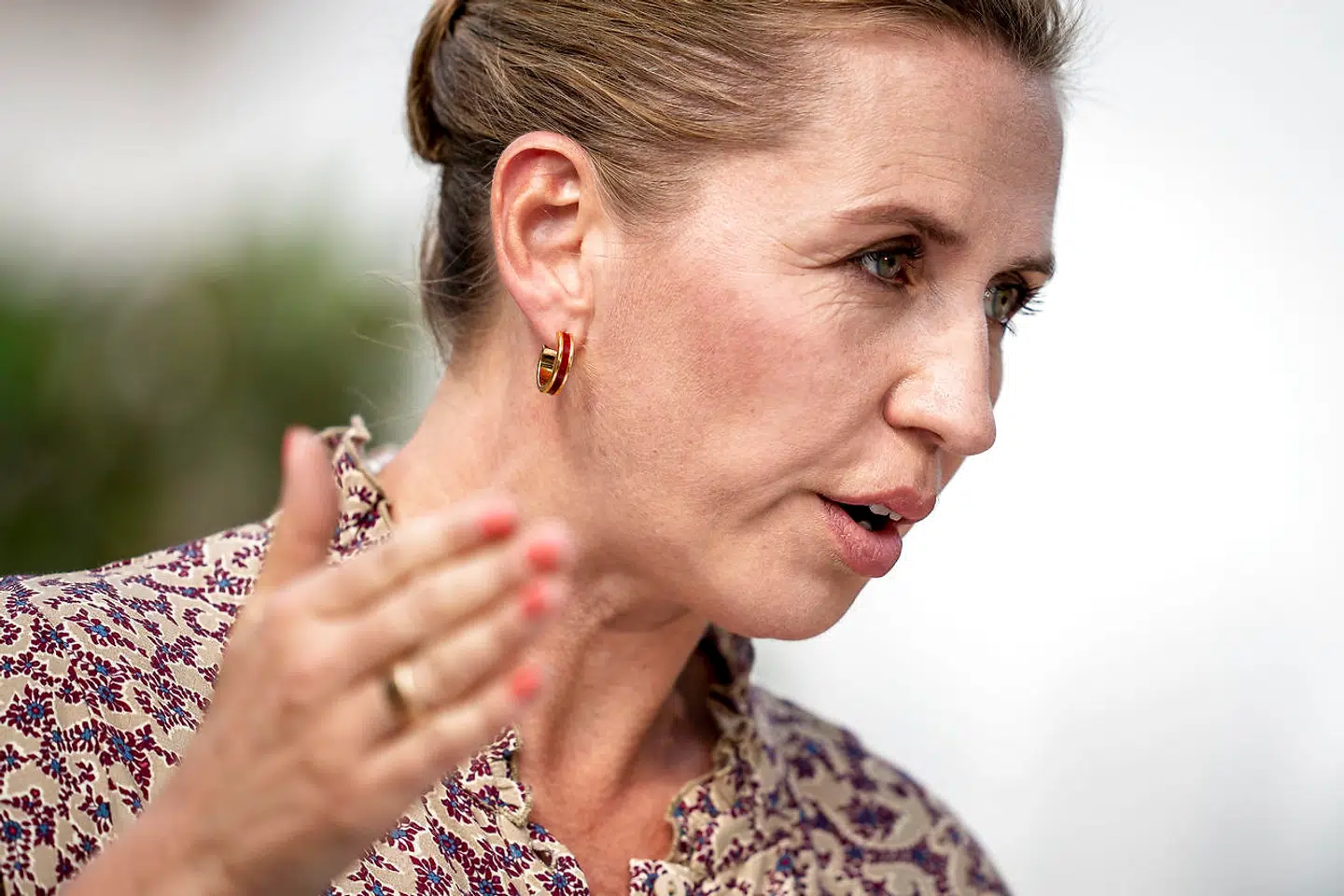 Justitsminister Nick Hækkerup, gruppeformand Flemming Møller Mortensen, statsminister Mette Frederiksen, politisk ordfører Jesper Petersen og beskæftigelsesminister Peter Hummelgaard under pressemøde i forbindelse med Socialdemokratiets sommergruppemøde på Benniksgaard Hotel i Gråsten onsdag den 19. august 2020.. (Foto: Mads Claus Rasmussen/Ritzau Scanpix)