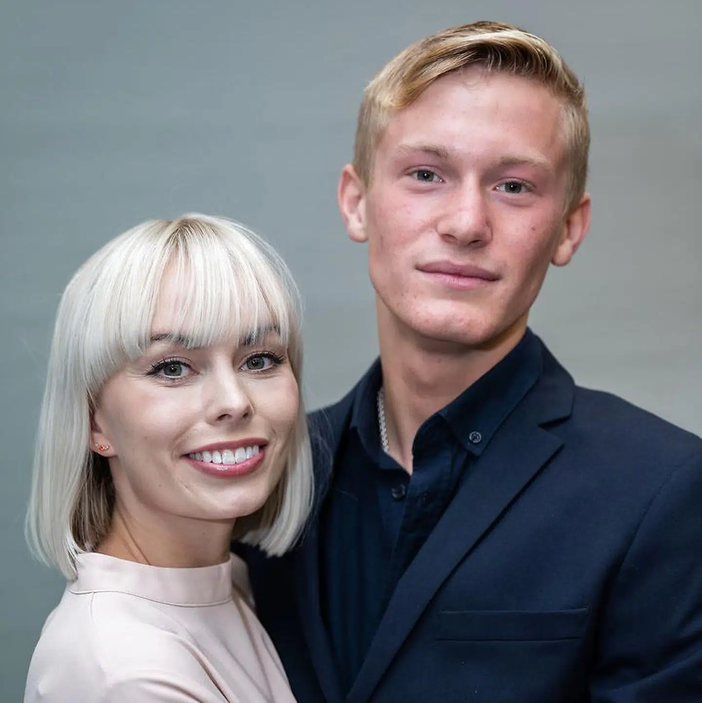 Danser Jenna Bagge og skuespiller Albert Rosin Harson, da danseparret blev præsenteret til 'Vild med dans'-pressemøde i september 2020 - før romancen indtraf.