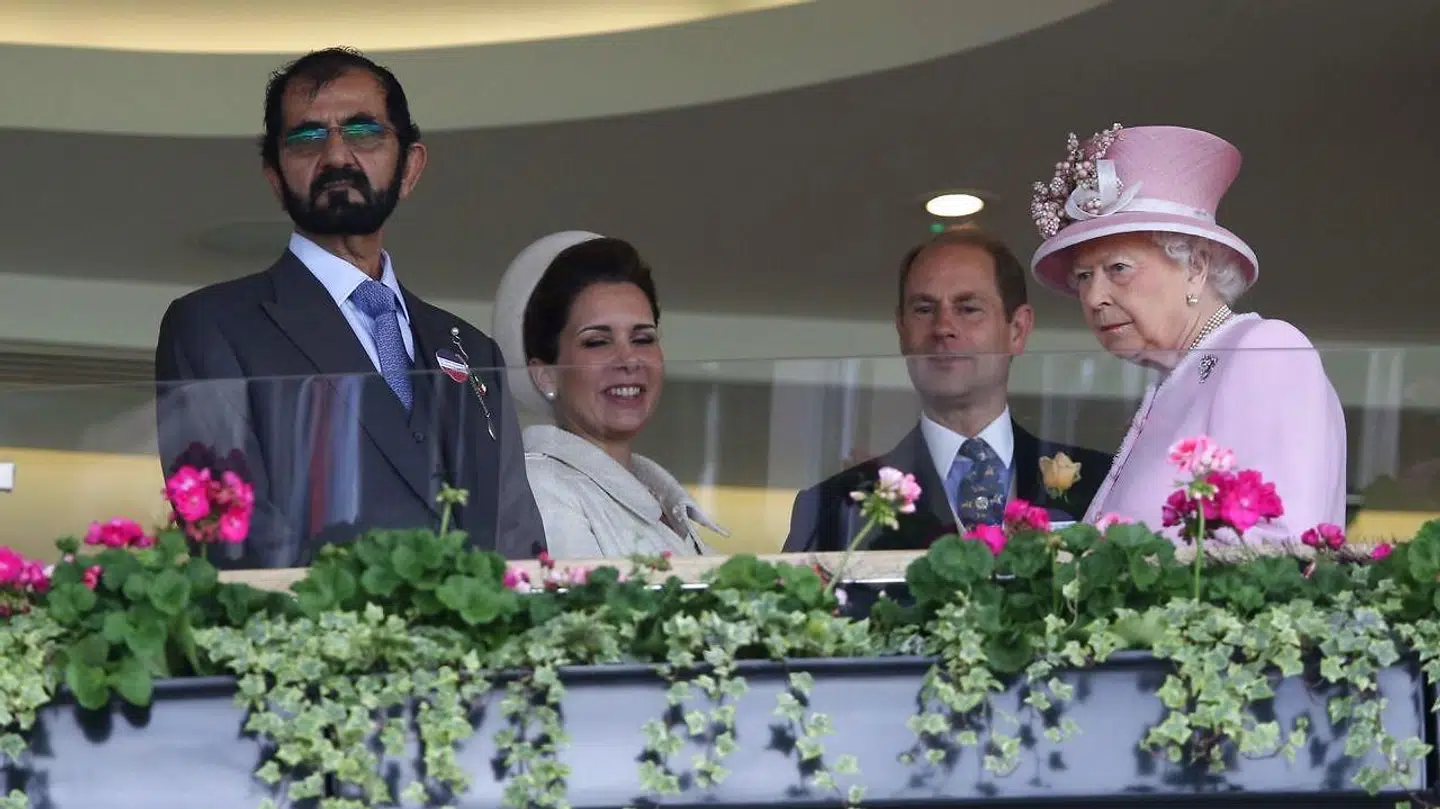 Dronning Elizabeth, prins Edward, Sheikh Mohammed bin Rashid al-Maktoum og prinsesse Haya.