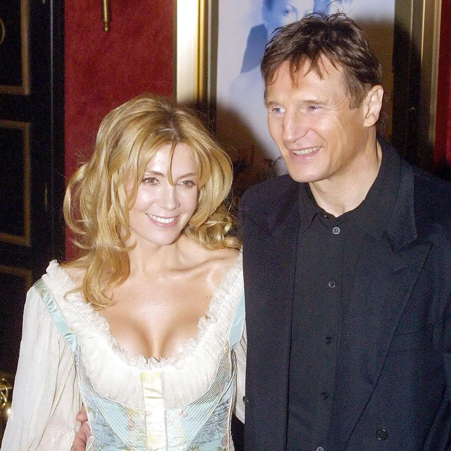 Den britiske skuespiller Natasha Richardson og den irske ditto Liam Neeson til filmpremiere på 'Maid in Manhattan' tilbage i 2002. Ægteparret var gift i 15 år og fik to sønner sammen, før Natasha Richardson gik bort på tragisk vis.