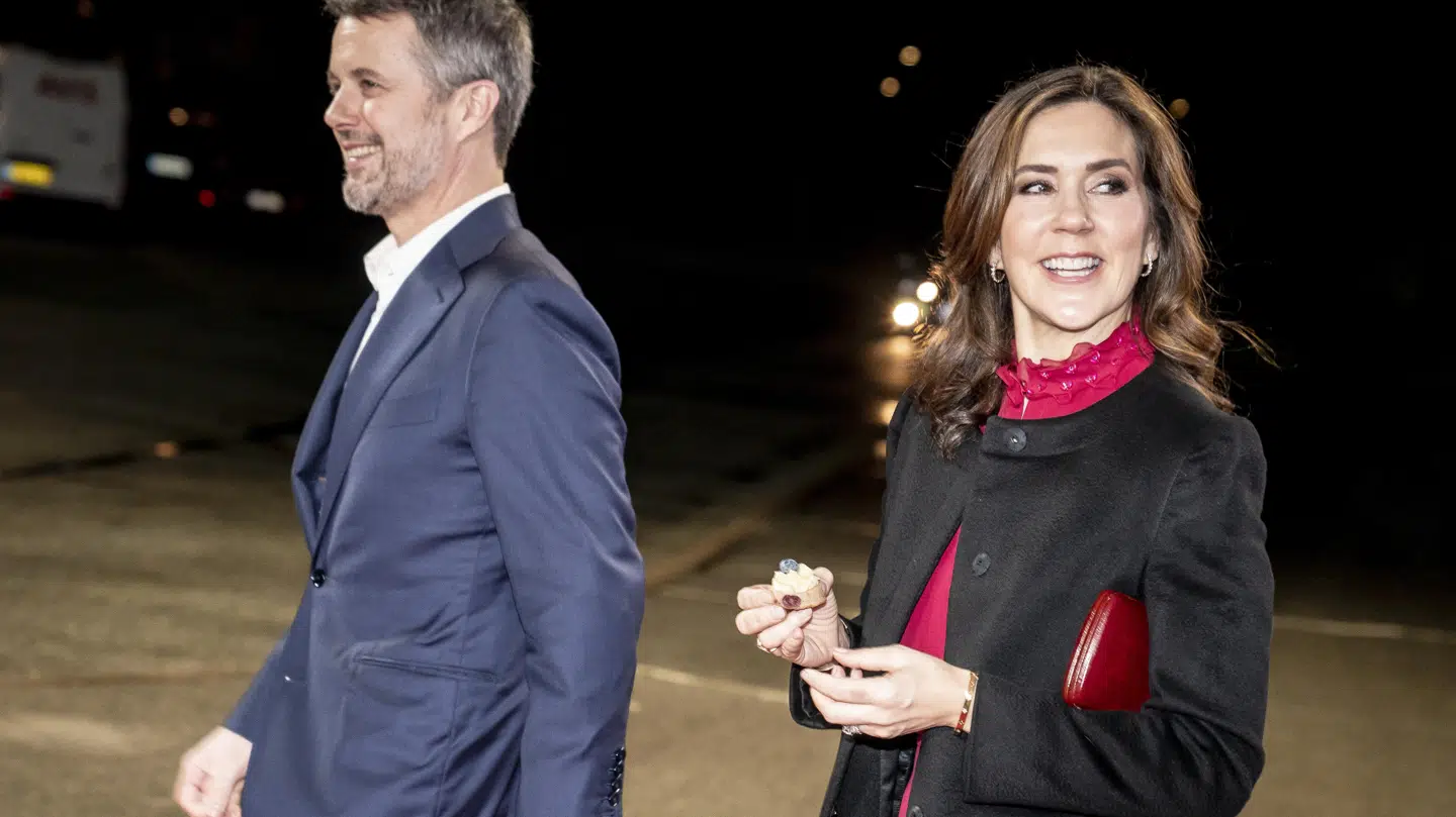 Kronprinsesse Mary og kronprins Frederik forlader TV 2s fødselsdagsshow 'Mary 50 år – vi fejrer Danmarks kronprinsesse' i Vilhelm Lauritzen Terminalen i Kastrup, søndag 6. februar 2022.