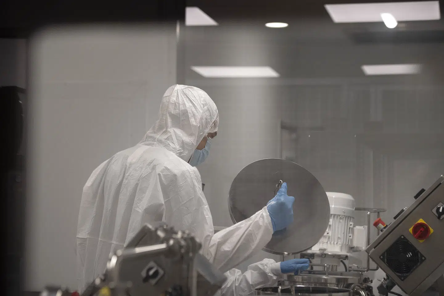 Forskere har fundet over 100.000 nye RNA-virusser, som kan være en hjælp til at bekæmpe den næste pandemi. Covid-19, ebola og influenza forårsages alle af et virus af RNA-typen, hvor arvemassen består af RNA og ikke af DNA. (Arkivfoto) Rodger Bosch/Ritzau Scanpix