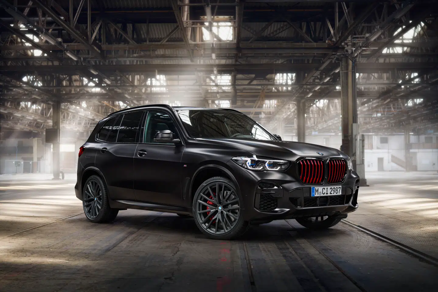BMX X5 er den mest solgte bil i Region Hovedstaden til en pris på over én million kroner. 127 ud af 176 solgte eksemplarer i 2021 var plug-in hybrider. Pressefoto BMW