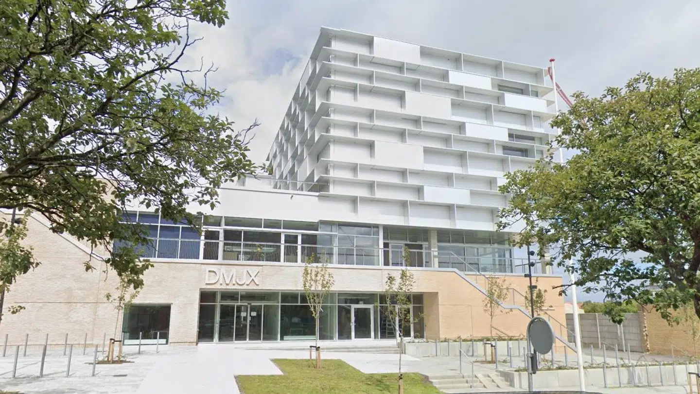 Skolen på Katrinebjerg stod klar til nye studerende i sensommeren 2020 og blev dermed efterfølgeren til de gamle lokaler på Olof Palmes Allé.