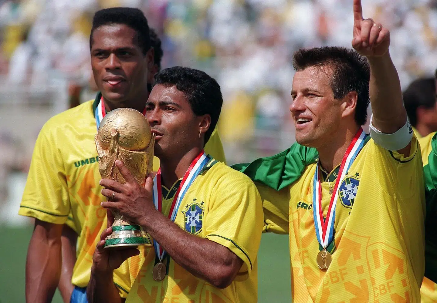Romario (i midten) var med til at vinde VM i 1994 med Brasilien.