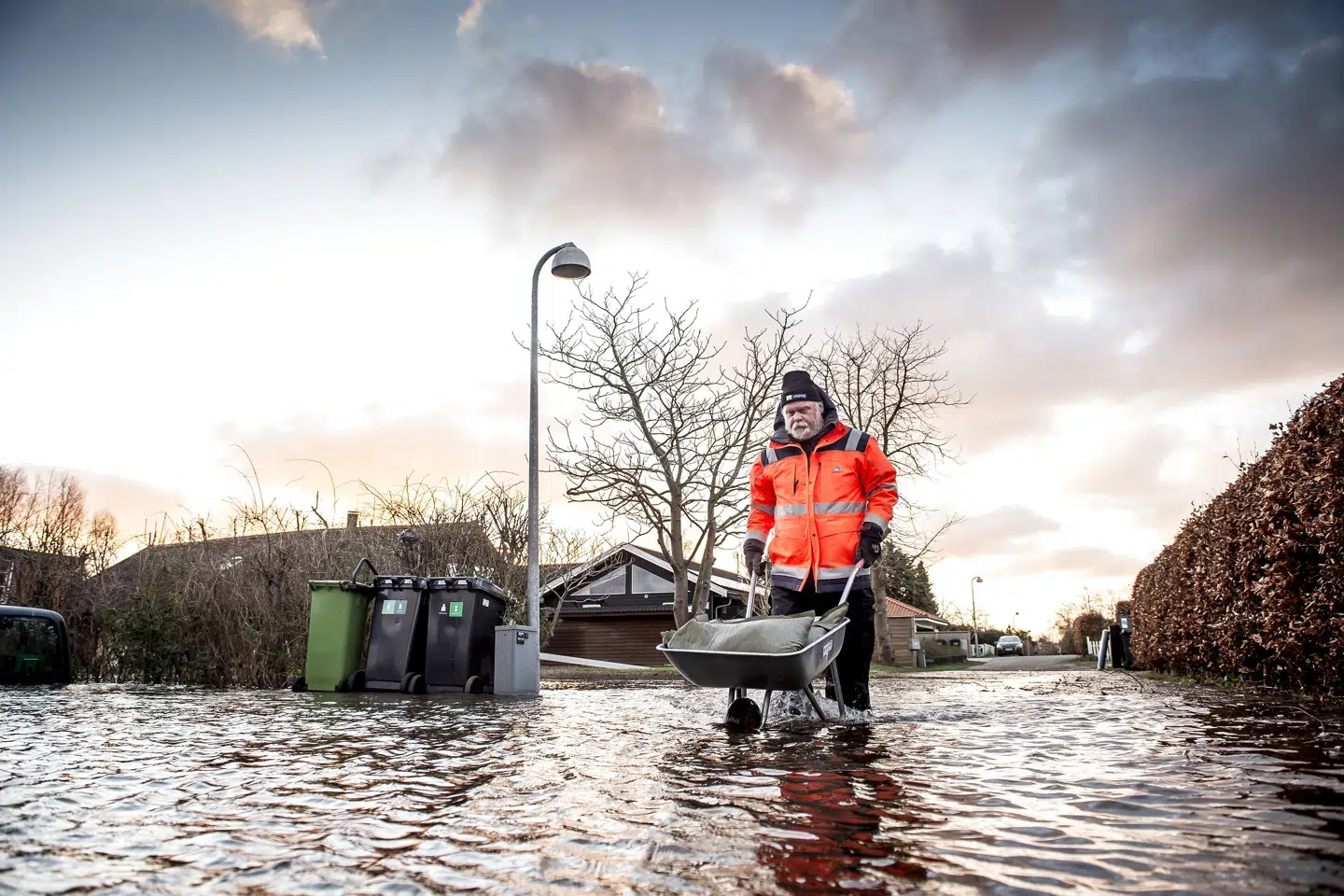 Jyllinge Nordmark ved Roskilde Fjord, onsdag den 2. januar 2018. Vandstanden har flere gange været meget høj i området, men det skal kystsikring og et lokalt digelavgforhindre. (Arkivfoto) Mads Claus Rasmussen/Ritzau Scanpix