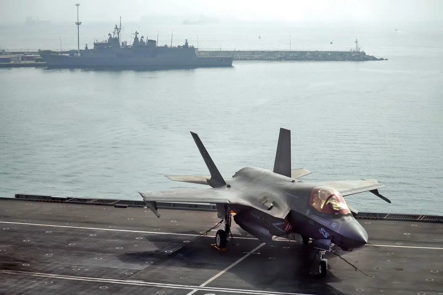 Nedstyrtet amerikansk F-35-kampfly indeholder ifølge sikkerhedseksperter teknologi, som Kina ikke selv har og derfor rigtig gerne vil have fingrene i. (Arkivfoto) Roy Issa/Ritzau Scanpix