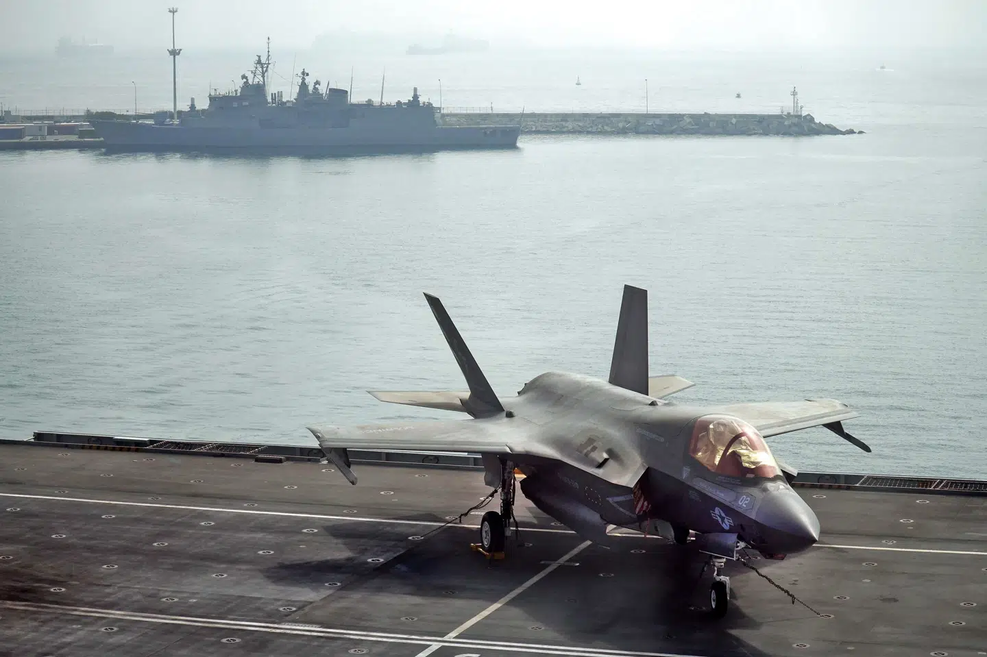 Nedstyrtet amerikansk F-35-kampfly indeholder ifølge sikkerhedseksperter teknologi, som Kina ikke selv har og derfor rigtig gerne vil have fingrene i. (Arkivfoto) Roy Issa/Ritzau Scanpix